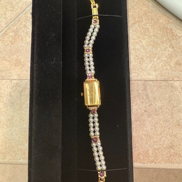 Vintage Luistar Quartz Swiss Watch – Gold-Tone, Pearls & Purple Gems - Picture 2 of 5